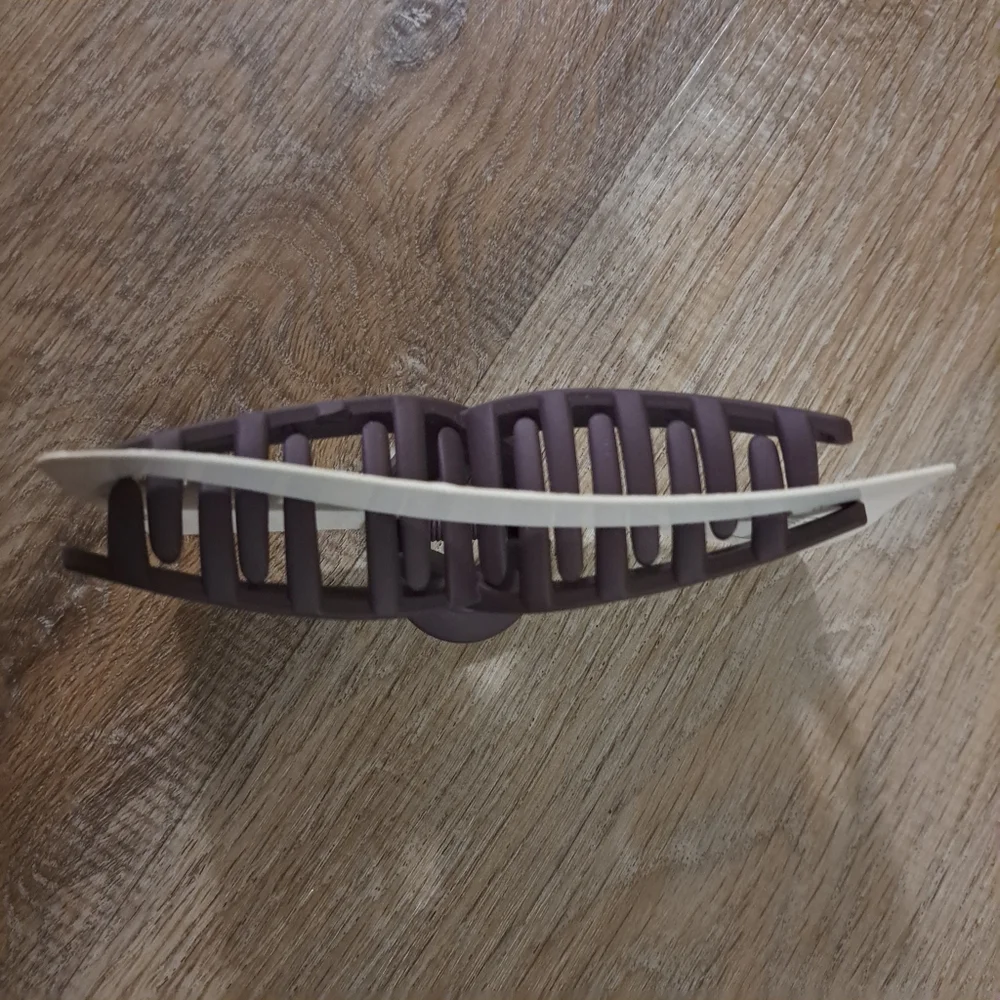 Fashion Jewelry Purplish Brownish Medium / Large Hair Clip New